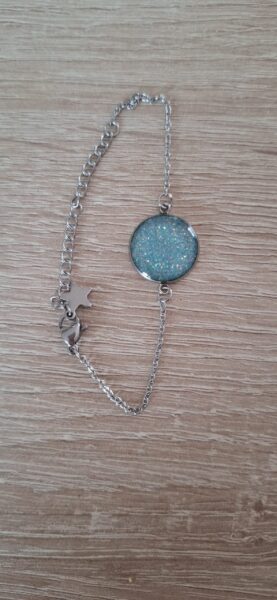 Bracelet paillette résine époxy fait main acier inoxydable artisanat France fashion France Bleu ciel