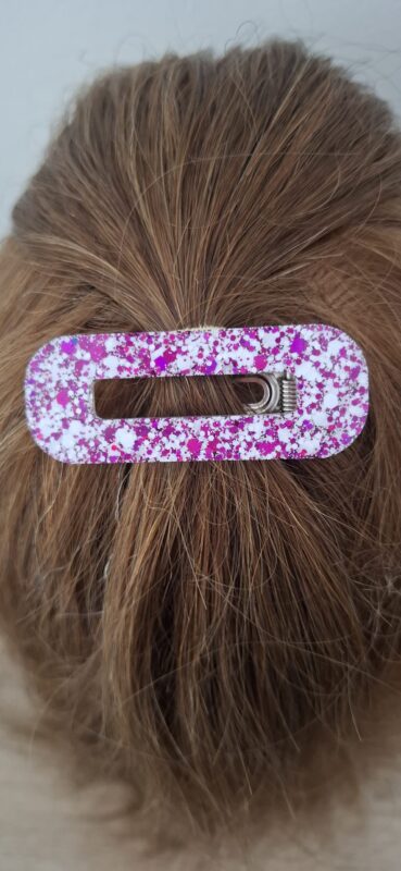 barrette fait main artisanal résine époxy made in france rose et blanc